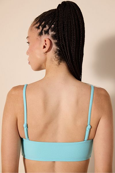 Penti Top de bikini albastru deschis texturat fără bretele Perla