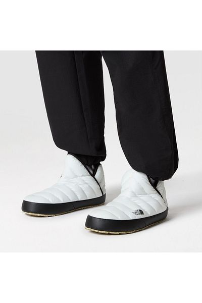 THE NORTH FACE Γυναικείες λευκές μπότες Thermoball Traction