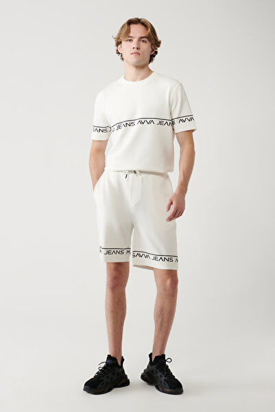 Avva Чоловічі білі шорти з кишенями з боків, принт Soft Touch, прямий крій A41Y3646
