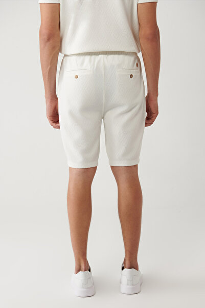 Avva Erkek Beyaz Yandan Cepli Baklava Motifli Jakarlı Regular Fit Şort A41Y3640