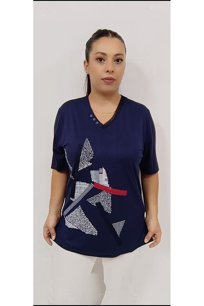 AKŞEN GİYİM LARGE SIZE COLLAR WITH EYELET FRONT AND PRINT DETAIL SHORT SLEEVE COTTON V-NECK MARIN BLUZ