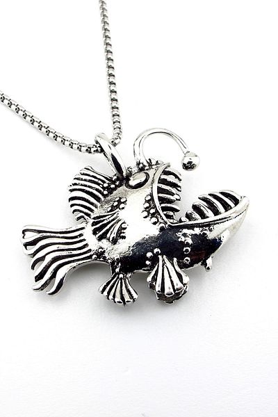 Solfera Angler Fish Ocean Sea Stainless Steel Men's Necklace Q0895