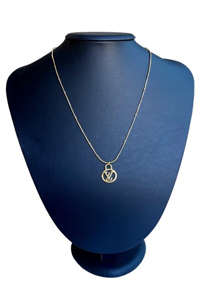 Çelik Marka LV Gold Kolye (50 cm)