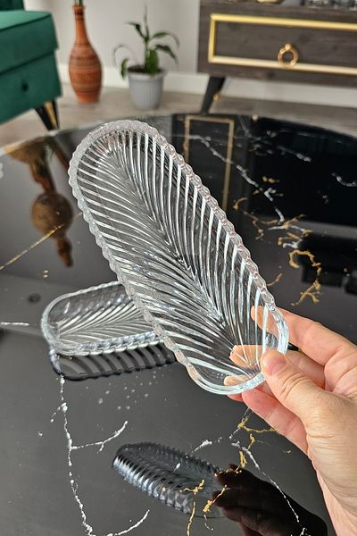 Gülümseten Avm 2-Piece Boat Presentation Plate |   Double Herringbone Plate |   Oval Serving Plate (19 cm)