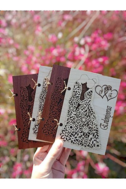 Ahşap Yolculuğu Gelin Damat Detaylı Evleniyoruz Temalı Ahşap Düğün Davetiyesi...