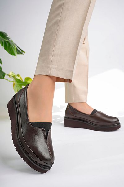 Akgün Terlik Women's Genuine Leather Brown Comfort Shoes