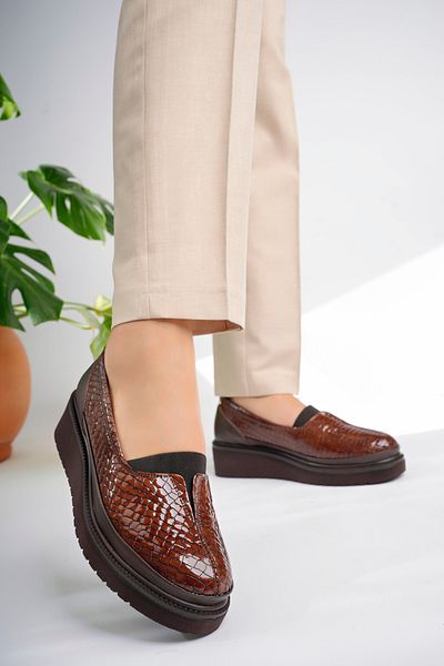 Akgün Terlik Women's Genuine Leather Brown Crocodile Comfort Shoes