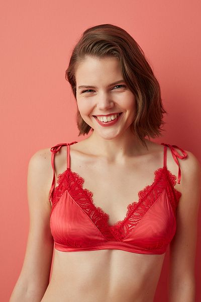 Penti Red Little Ribbon Lace Non-Padding No Underwire Bra