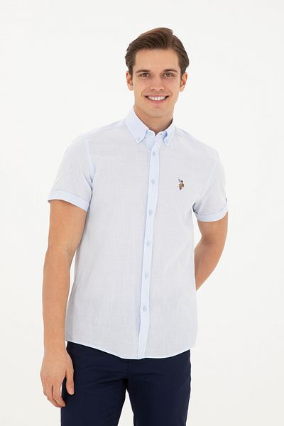 U.S. Polo Assn. Cămașă cu mânecă scurtă albastru deschis pentru bărbați 50282582 -VR003