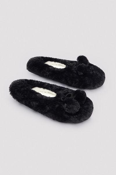 Penti Μαύρες κάλτσες Fluffy Pompom Booties