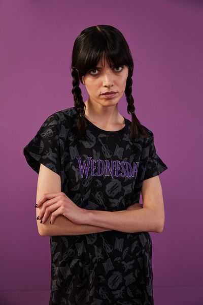 Penti Нощница с щампа Wednesday - колекция Wednesday