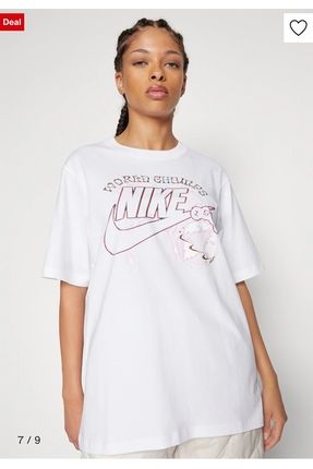 Nike t shirt graphic hotsell