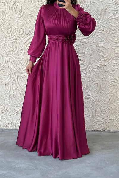 LEYUZE BUTİK Βραδινό φόρεμα Hijab Plum - Λεπτομέρεια λουλουδιών και λεπτή πιέτα