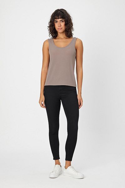ALEXANDERGARDI Women's Thick Strap U-Neck Fitted Athlete (B24-0068)