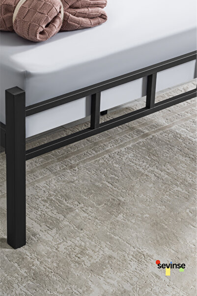Sevinse Home Çift Kişilik Ferforje Metal Karyola Siyah