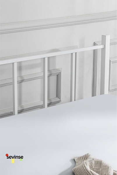 Sevinse Home Çift Kişilik Ferforje Metal Karyola Beyaz