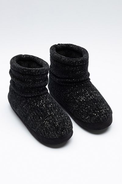 Penti Home Boots - Λεπτομέρεια με μαύρο γκλίτερ