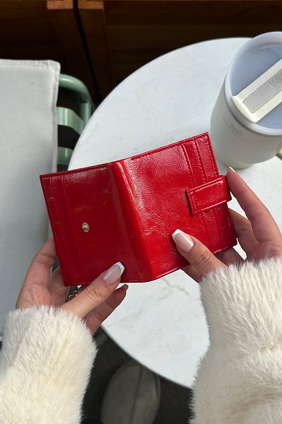klovi Red card holder detail shiny artificial leather wallet