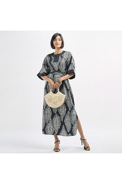 FAV All-Over Print Round Neck Kaftan Dress with Tie-Up Belt and Slit Detail