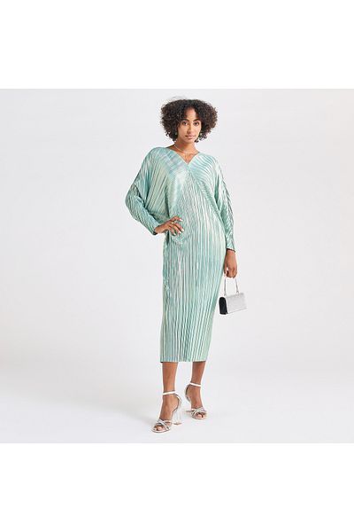 FAV All-Over Pleated V-neck Dress with Extendable Sleeves