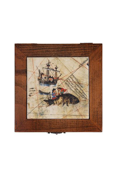 Anadolia Piri Reis Series Fish Detail Solid Decorative Box