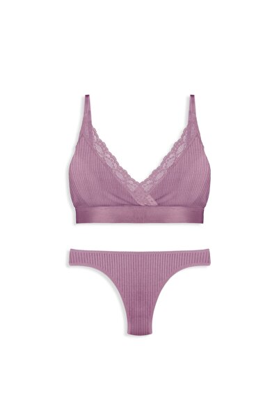 Dominant Unbuttressed Bra Suit.