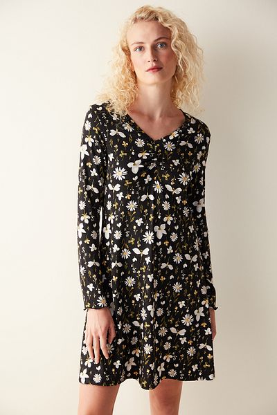 Penti Черна нощница с щампа Blossom