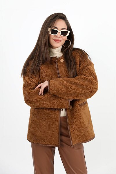 VAPUR TEKSTİL Къдраво яке с кръгло деколте в кафяв цвят