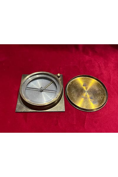 tayfuntufan antika koleksiyon F.J. Berg Stockholm Brass Compass with Lid 8 cm Diameter