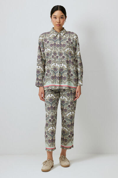 Touché Privé طقم بنطلون قميص منقوش