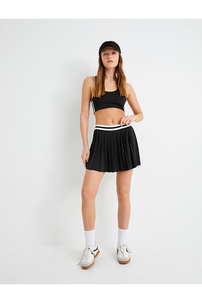 Koton Minigröße – Tennisrock mit kontrastierenden Details, Shorts und elastischer Taille