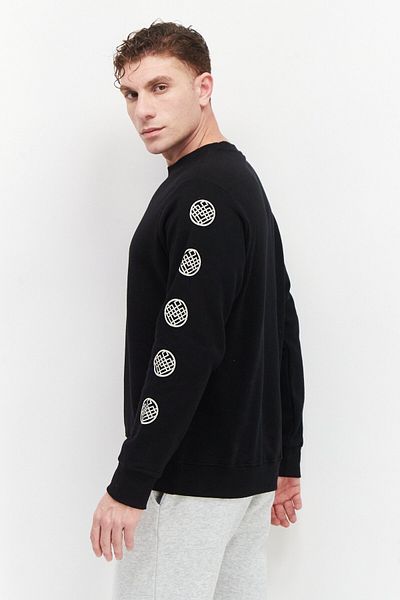 Marvel x Difuzed Men Crew Neck Long Sleeve Graphic Print Sweatshirt, Black