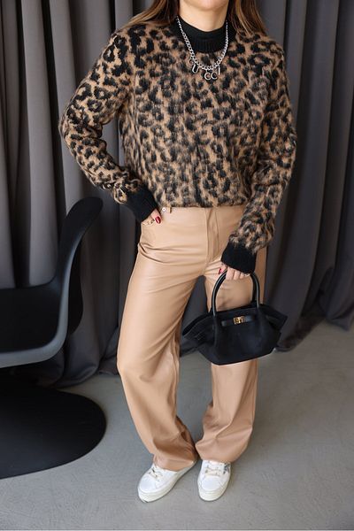 Özge Özgenç Soft Textured Leather Pants