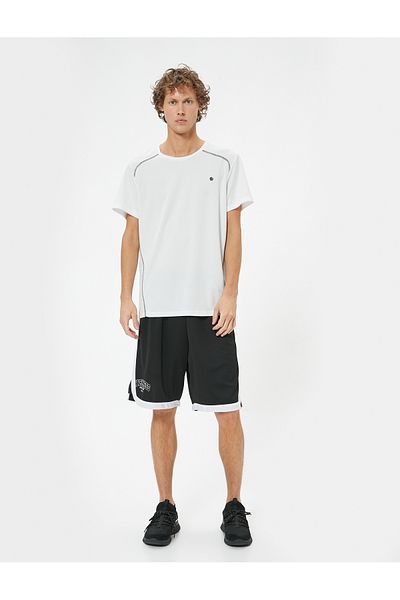 Koton Übergroßer Slogan-Aufdruck – Gestreifte Sportshorts mit Gummibund