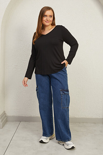 Büyük Moda Back Lace Detailed T-Shirt