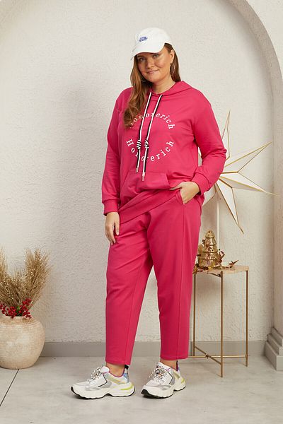 Büyük Moda ΣΤΟΛΗ ΦΟΡΜΑΣ ΜΕ ΛΕΠΤΟΜΕΡΗ ΣLOGAN
