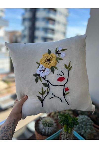 Fiesta Abstract Face Punch Throw Pillow Cover,Pillow Cover