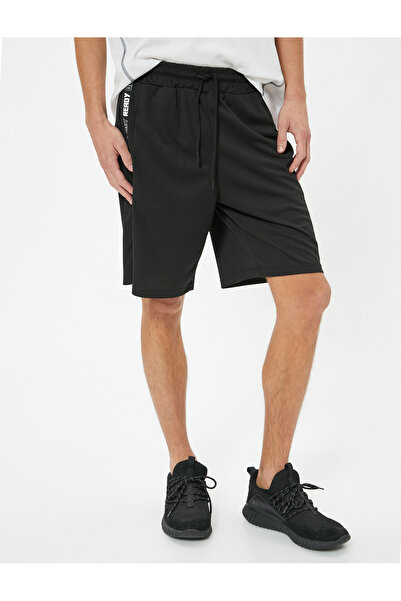 Koton Spor Şort Slogan Baskılı Beli Bağcıklı Cep Detaylı