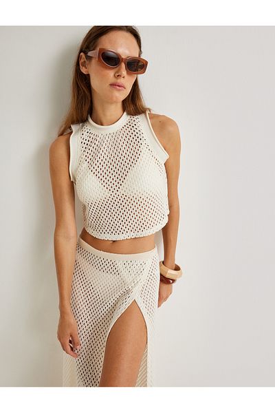 Koton Şahika Ercümen – Häkel-Crop-Top, ärmellos und leichter Stehkragen