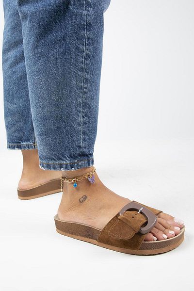 Manijero Alandra Genuine Leather Single Strip Tan Slippers