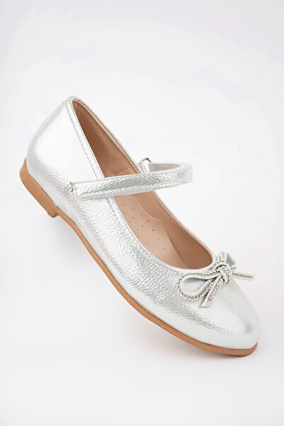 Aymer حذاء بناتي بفيونكة شارب ونجمة فضية