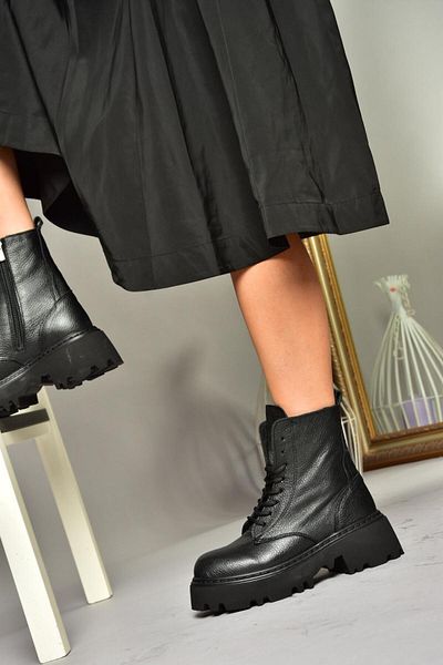 Fox Shoes Τ 380170003   Μαύρες γυναικείες μπότες από γνήσιο δέρμα με χοντρή σόλα