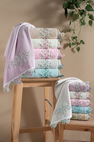 Turkar-Arliva P@Ndor@ Velvet Embroidered Dowry Towel Ecru 30X50