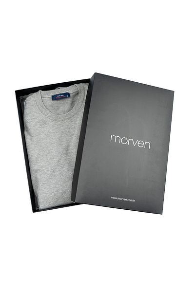 Morven Πλεκτό πουλόβερ σε γκρι Basic Dynamic Fit Relaxed Cut Crew Neck με ΔΩΡΟ ΚΟΥΤΙ