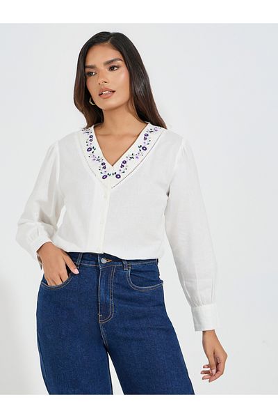 Styli Embroidery Detail V Neck Blouse with Cuffed Sleeve