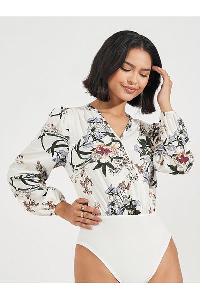 Styli Floral Print V Neck Bodysuit