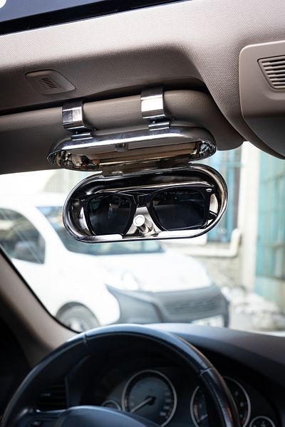 Focus On Glasses Box Attached to Car Sun Visor |   Universal In-Car Glasses Carrier |   Magnetic Cover
