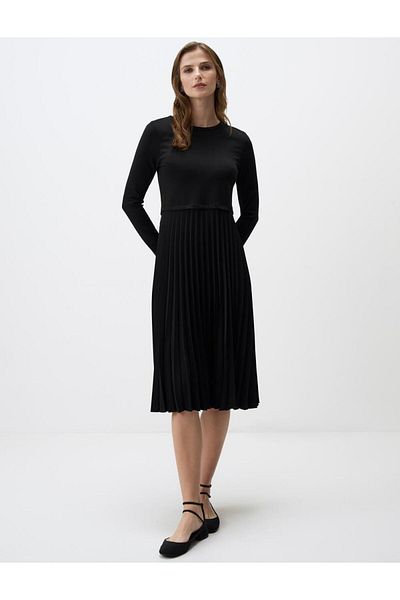Jimmy Key Black Crew Neck Pleated Relaxed Fit Knitted Midi Dress