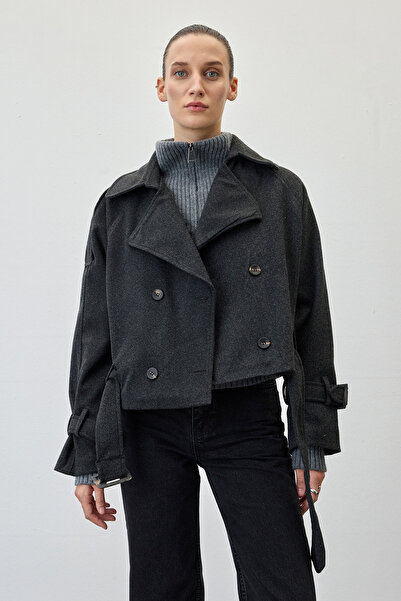 VATKALI Razítkové dvouřadé krátké sako