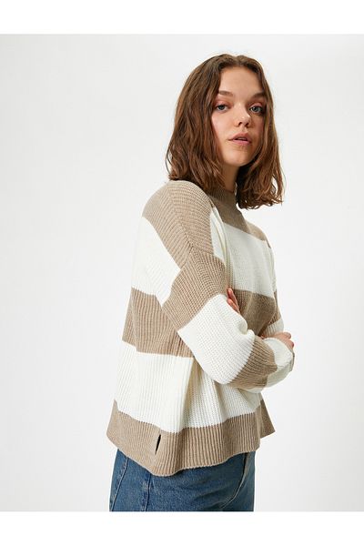 Koton Knitwear Stand Collar Long Sleeve Sweater